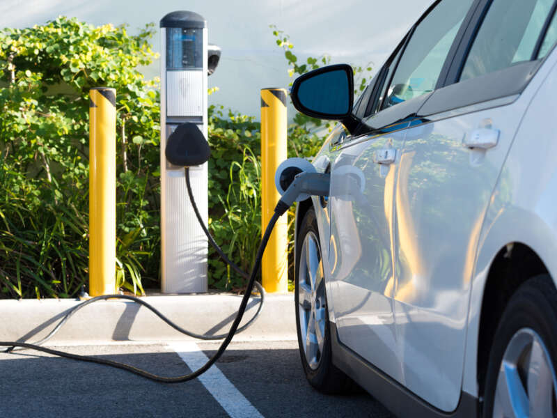 Je CO2-voetafdruk verkleinen: Wat zijn de voordelen van elektrische voertuigen?