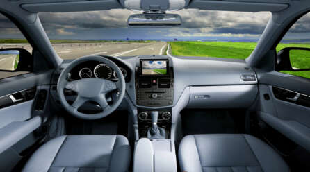 Moderne luxe auto’s ontworpen met de beste functies om ontspannen te rijden